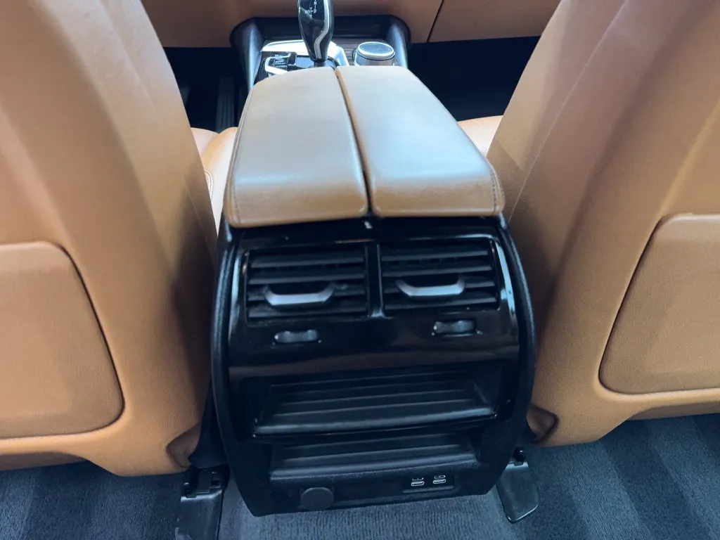 BMW 5 Series photo 74