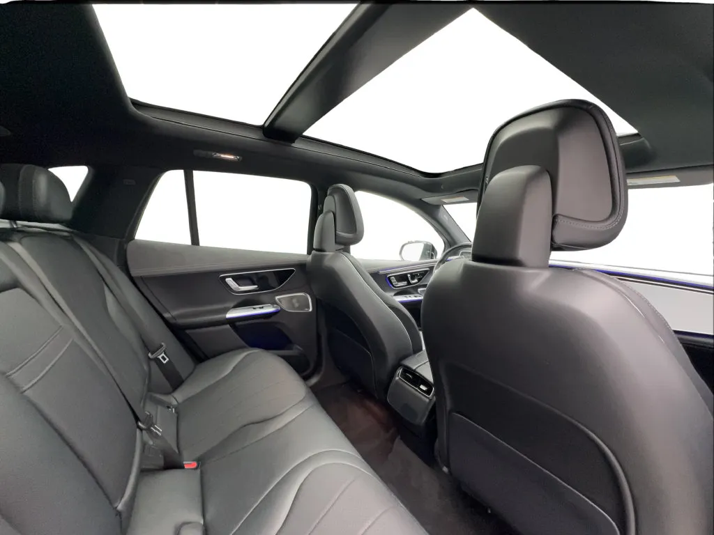 Mercedes-Benz EQE photo 26