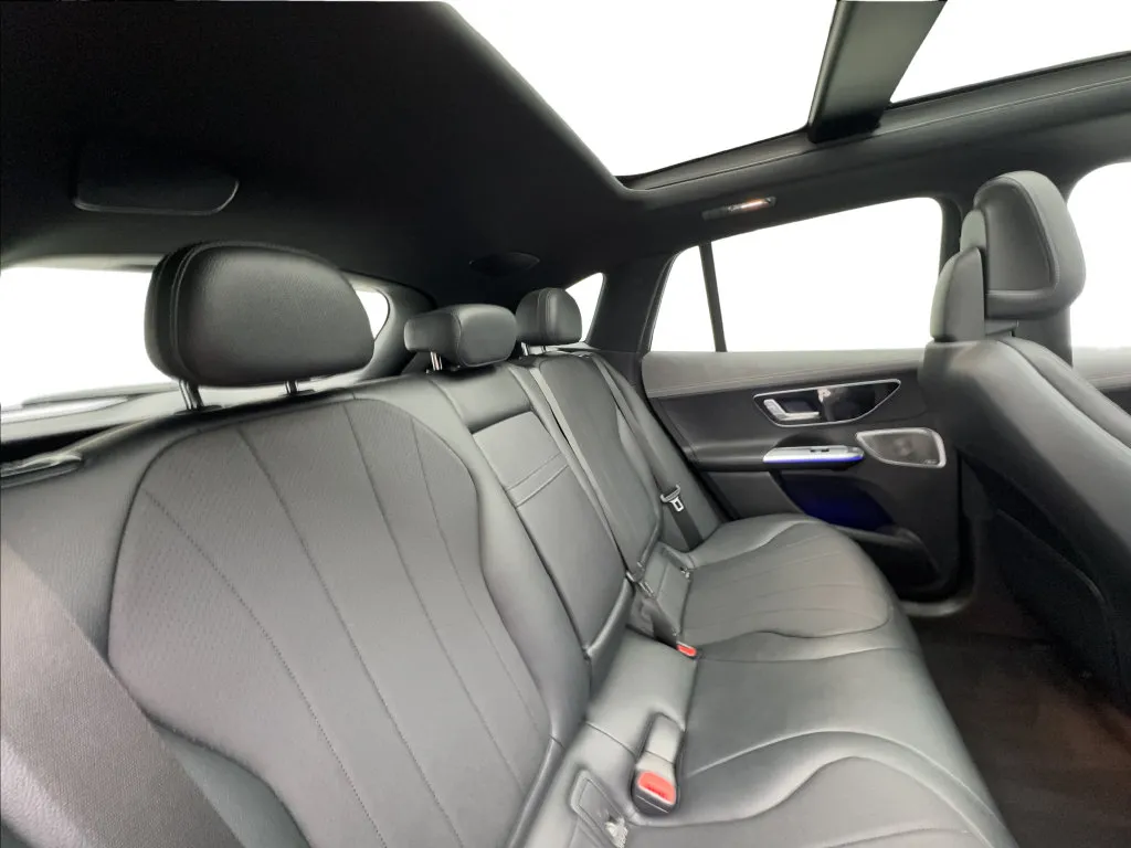Mercedes-Benz EQE photo 27
