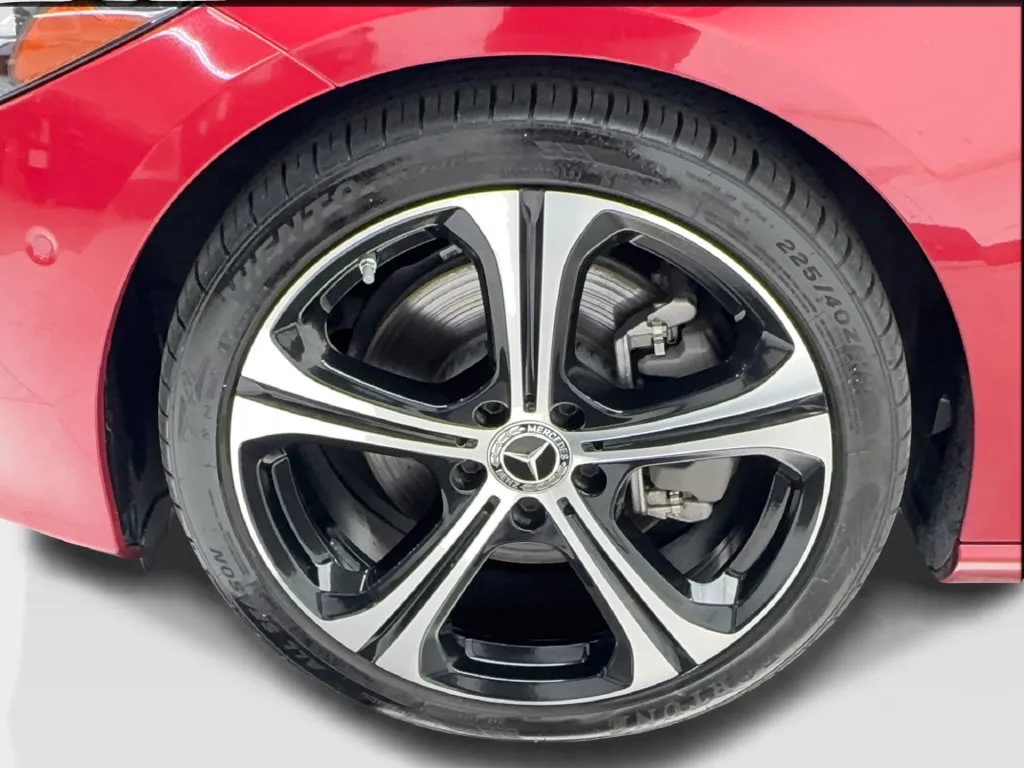 Mercedes-Benz C-Class photo 15