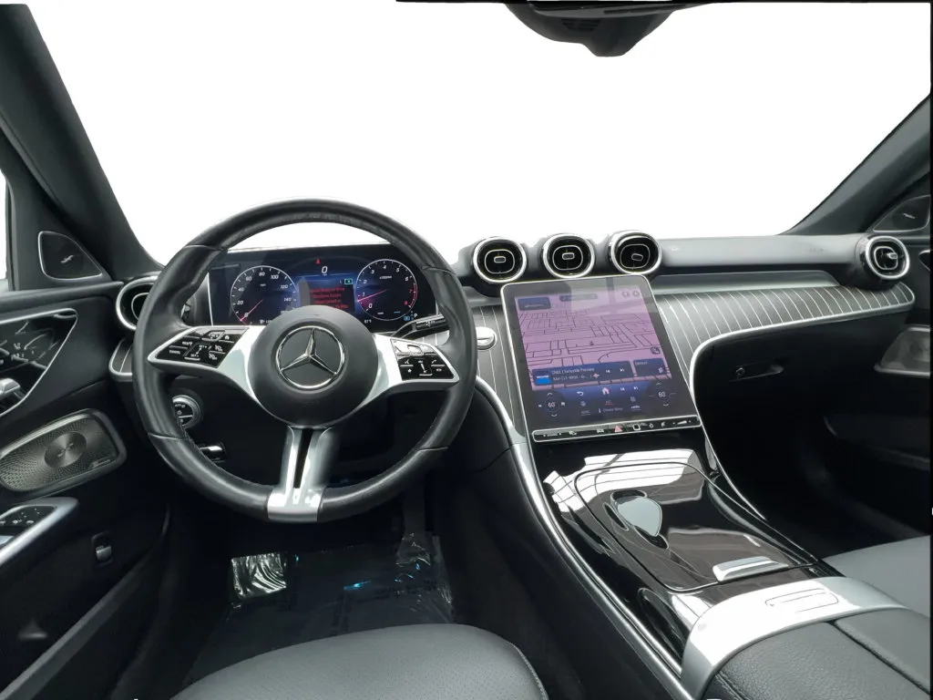 Mercedes-Benz C-Class photo 35