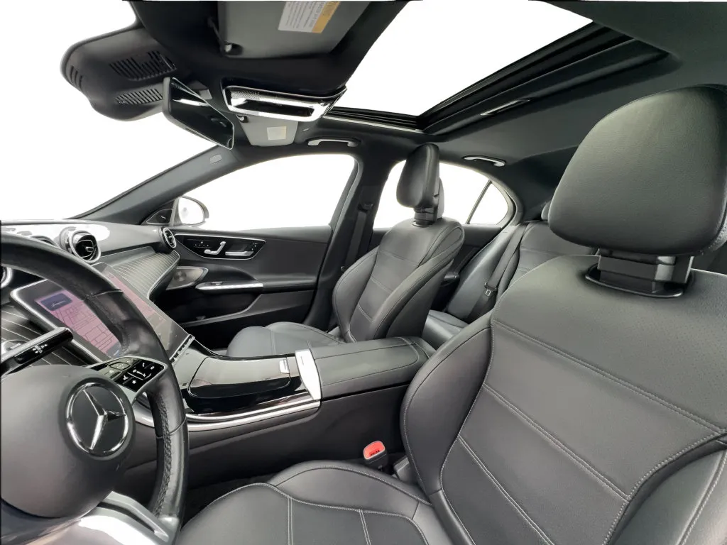Mercedes-Benz C-Class photo 21