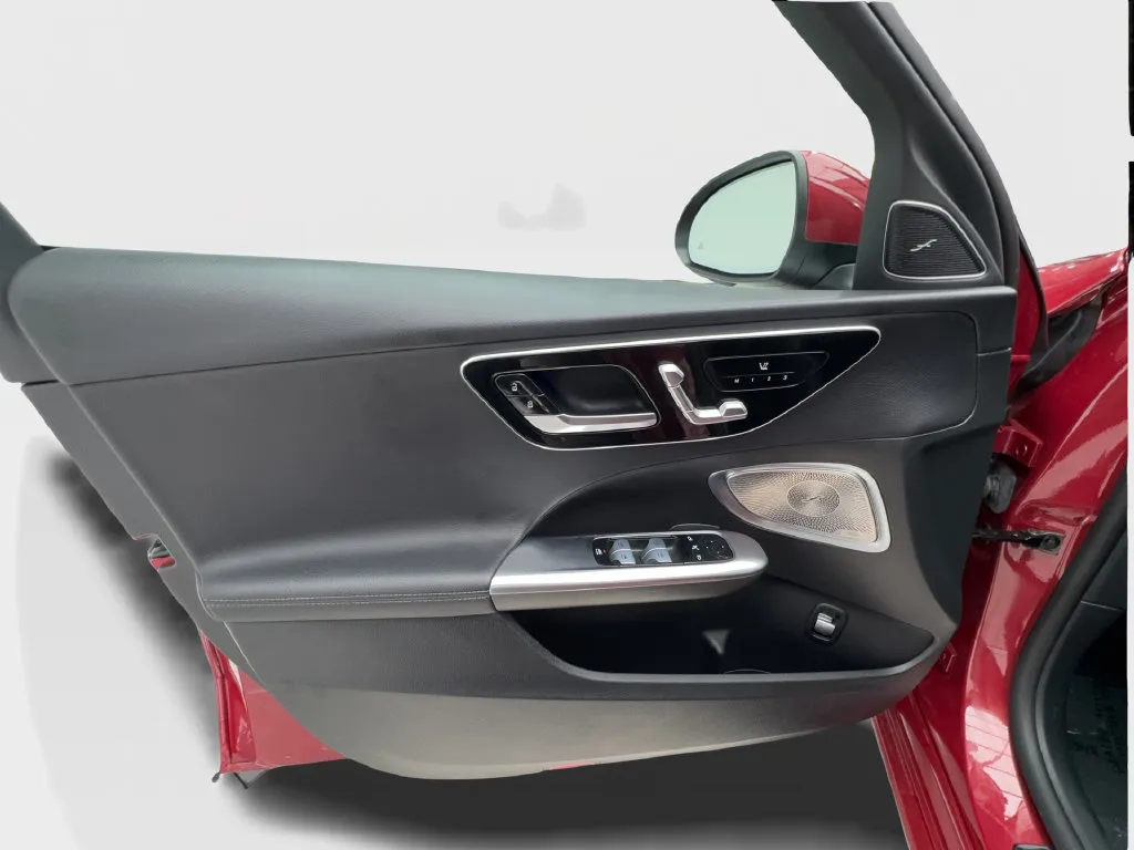 Mercedes-Benz C-Class photo 23