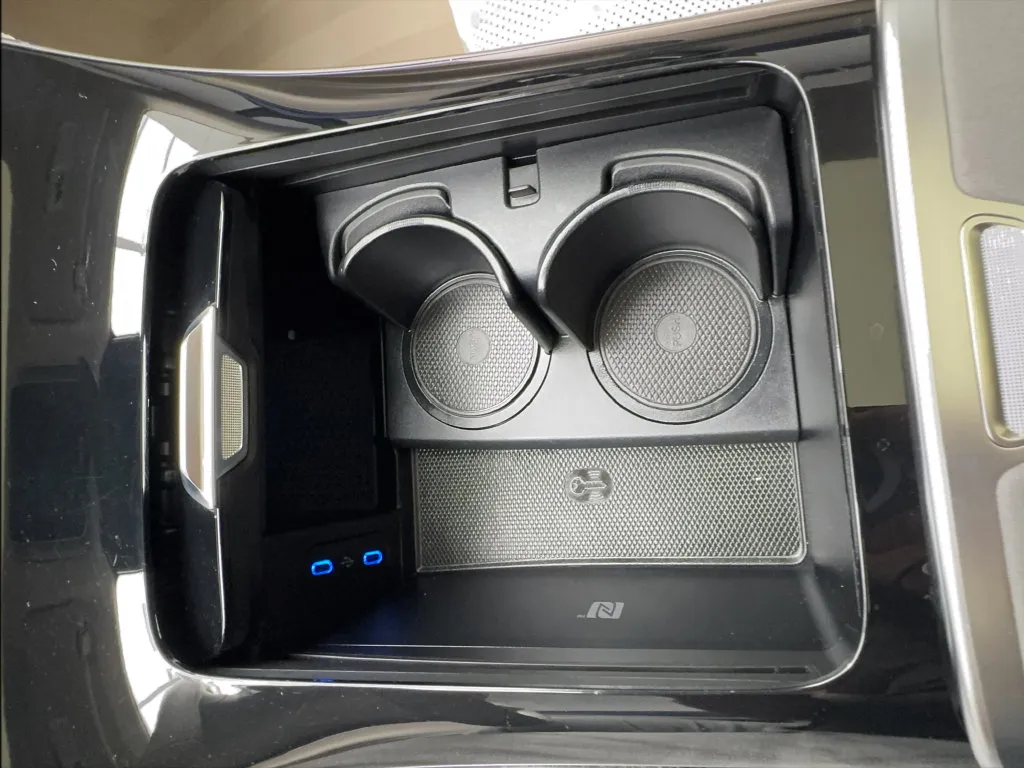 Mercedes-Benz EQS photo 46