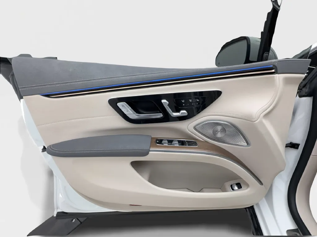Mercedes-Benz EQS photo 23