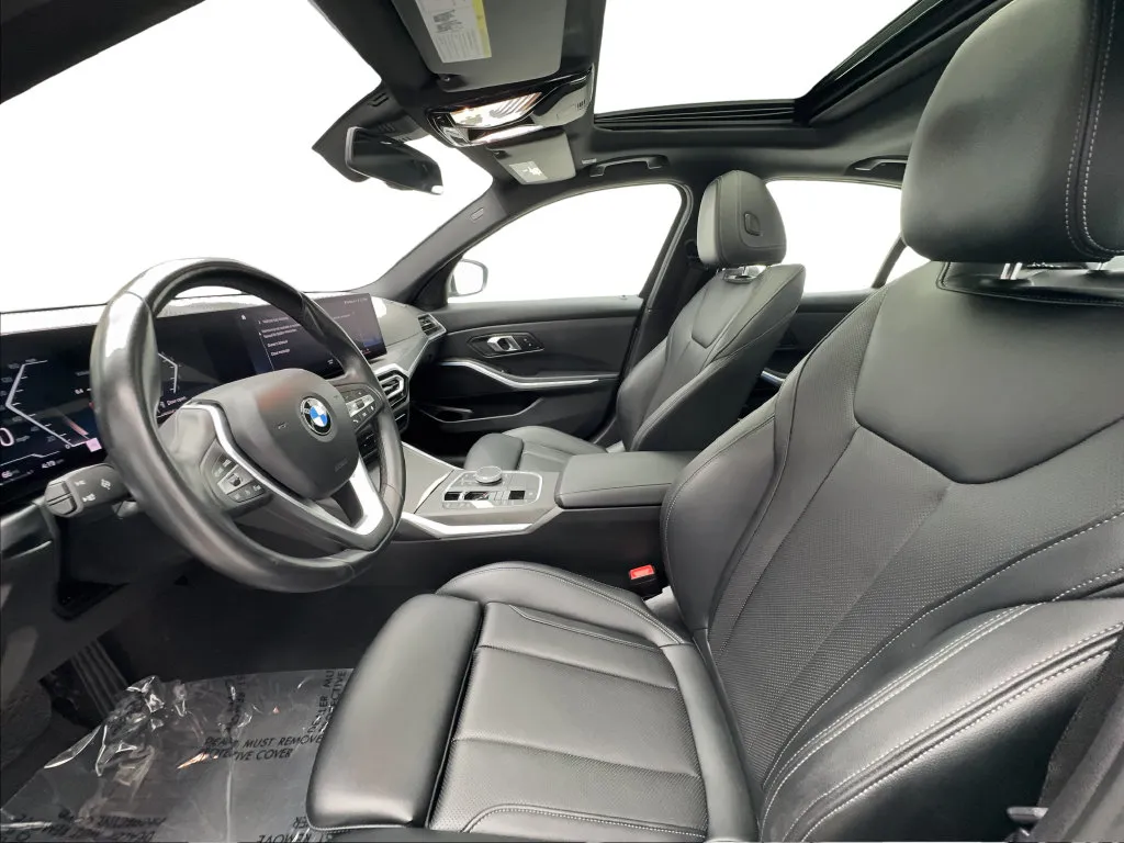 BMW 3 Series photo 22