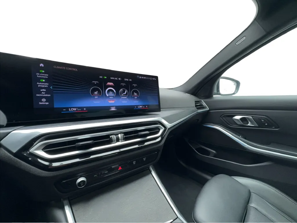 BMW 3 Series photo 46