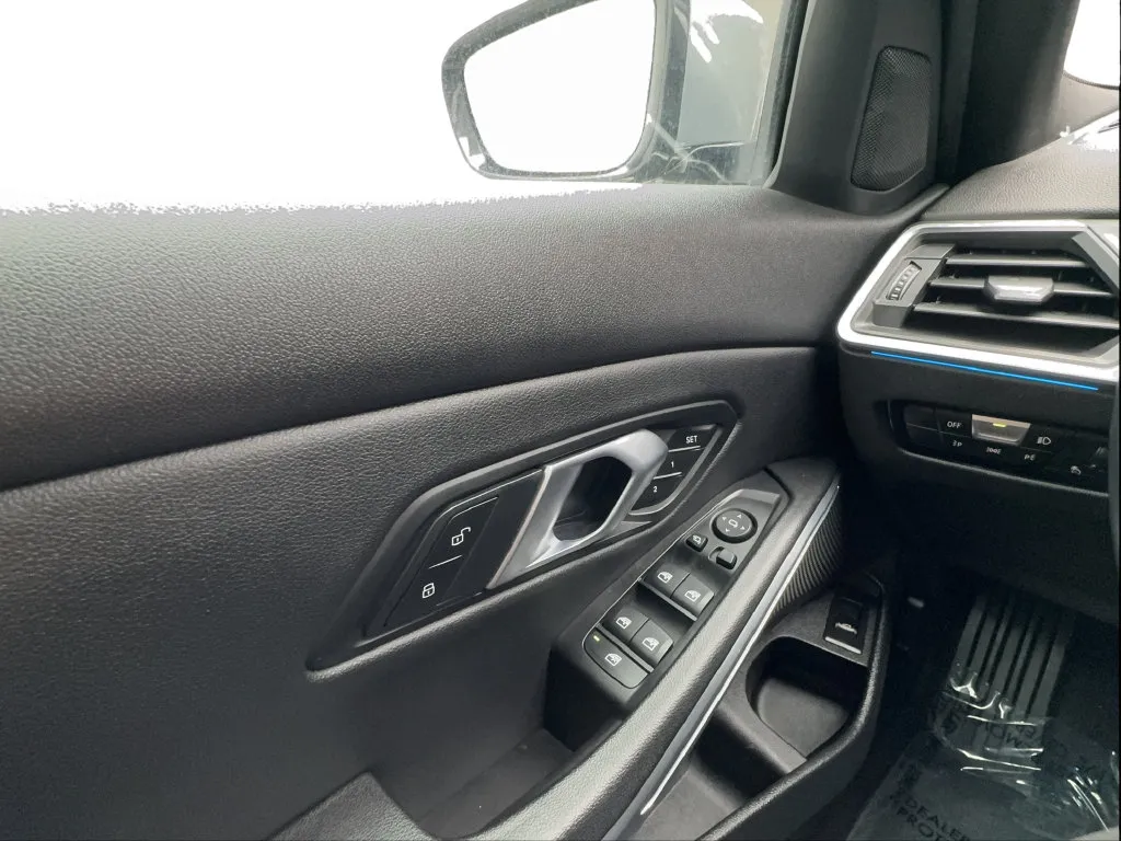 BMW 3 Series photo 52
