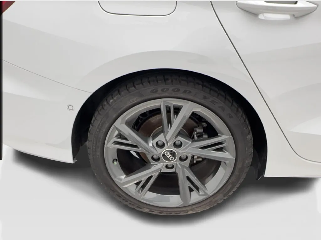Audi A3 photo 16