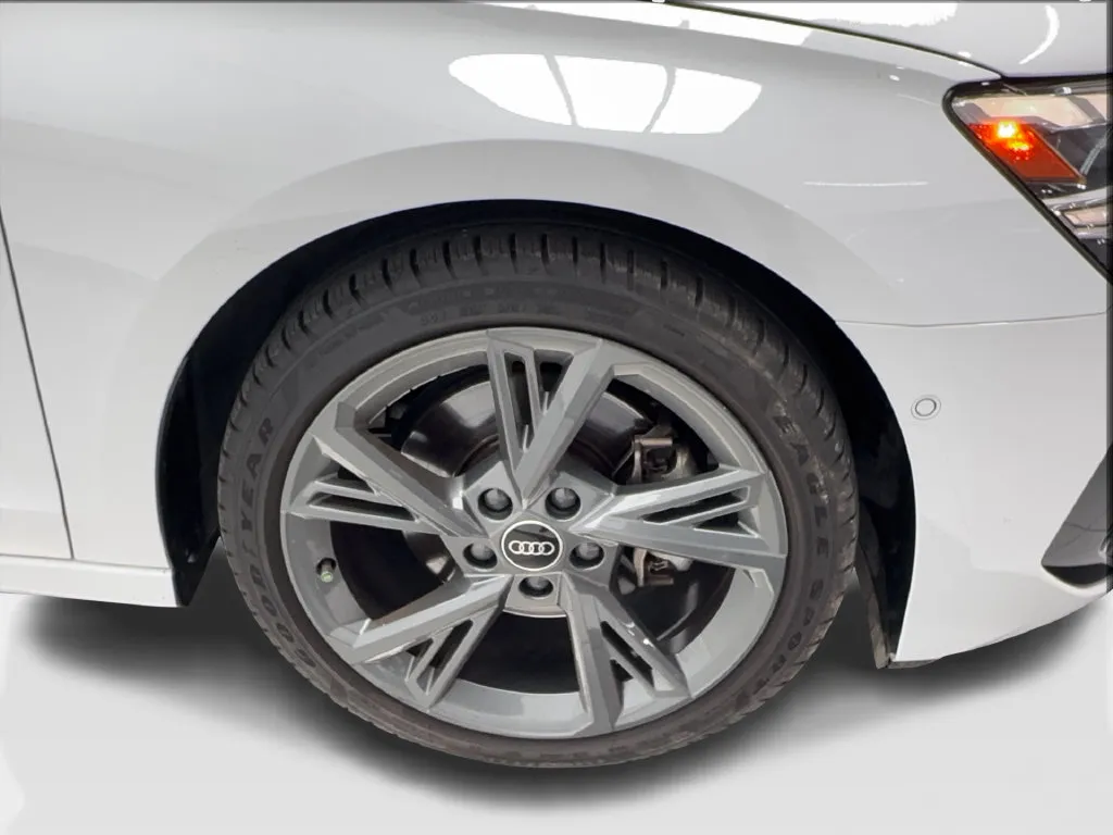 Audi A3 photo 15