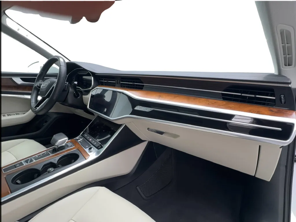 Audi A6 photo 35
