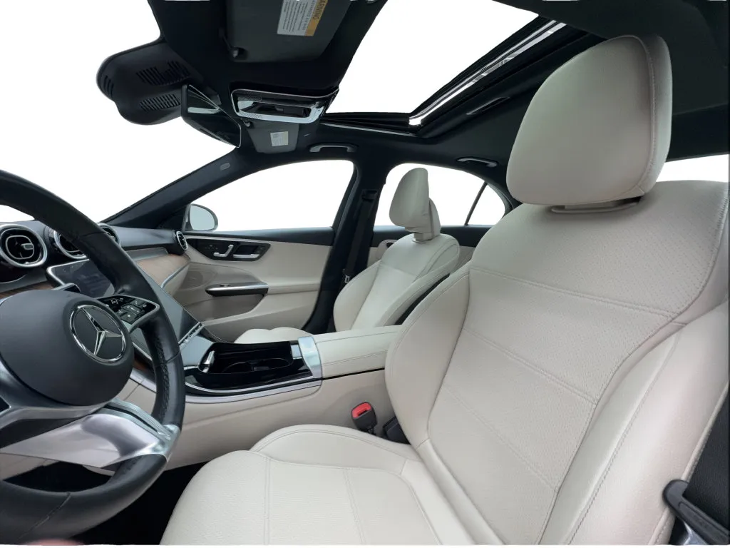 Mercedes-Benz C-Class photo 21