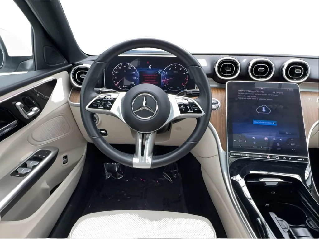Mercedes-Benz C-Class photo 35