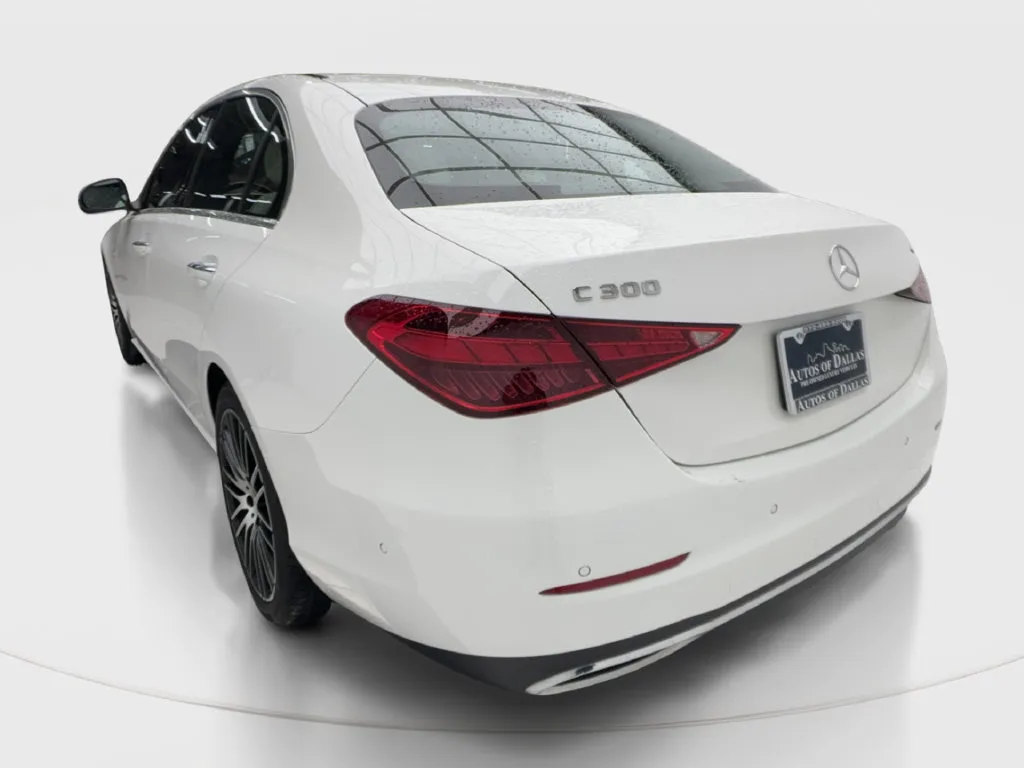 Mercedes-Benz C-Class photo 11