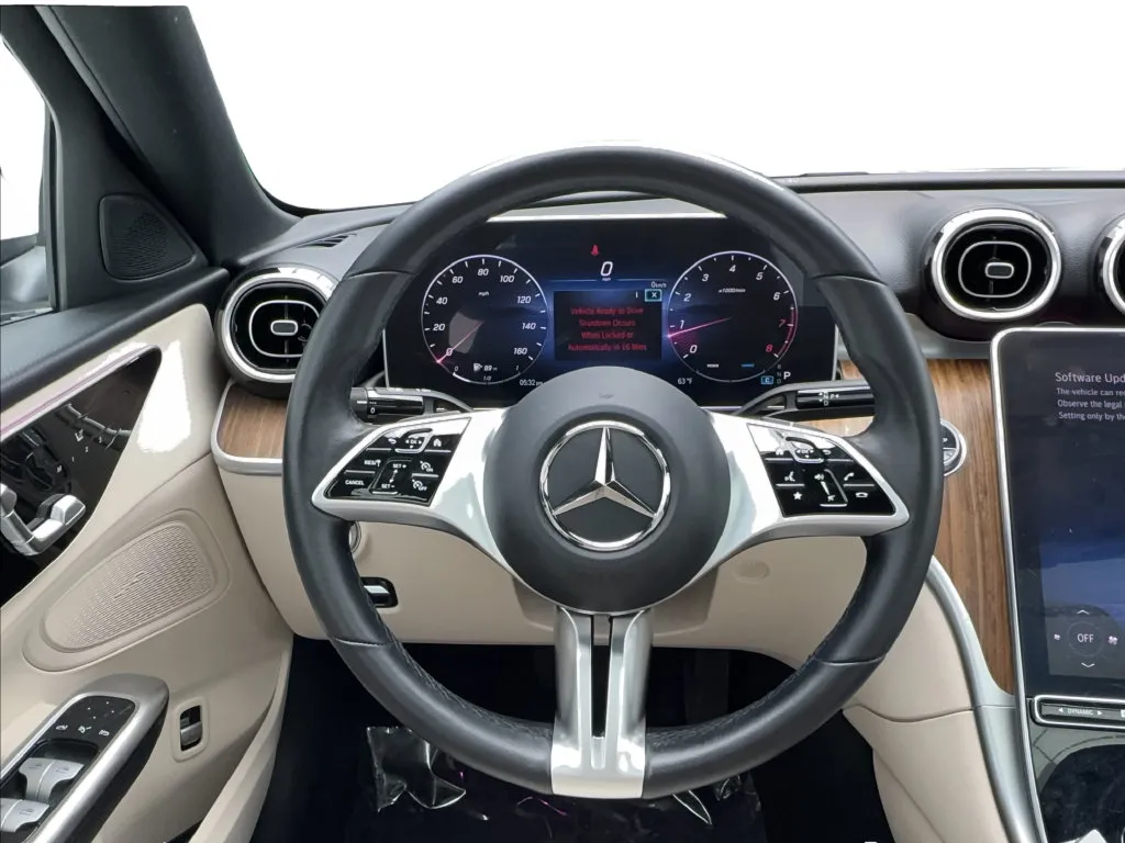 Mercedes-Benz C-Class photo 36