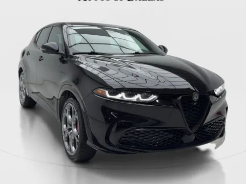 Photos of 2024 Alfa Romeo Tonale Veloce for sale in Plano, TX at Autos of Dallas - Plano
