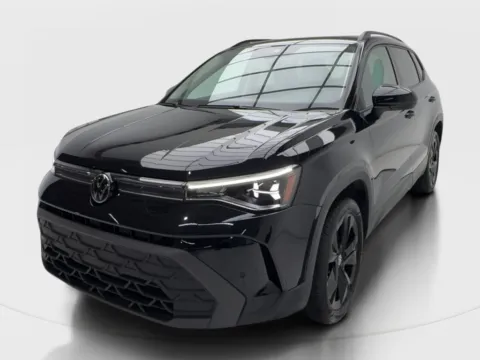 More photos of 2025 Volkswagen Taos 1.5T SE Black at Autos of Dallas - Plano, TX