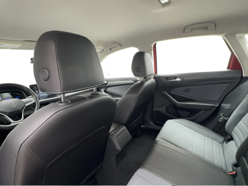 Volkswagen Jetta photo 22