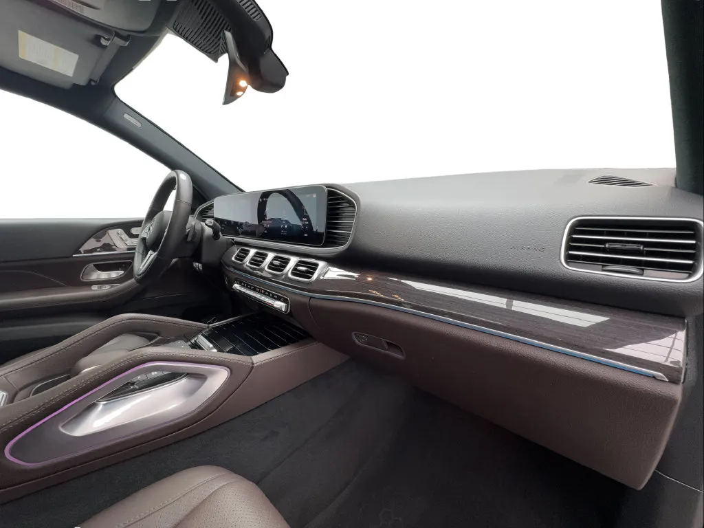 Mercedes-Benz GLE photo 33
