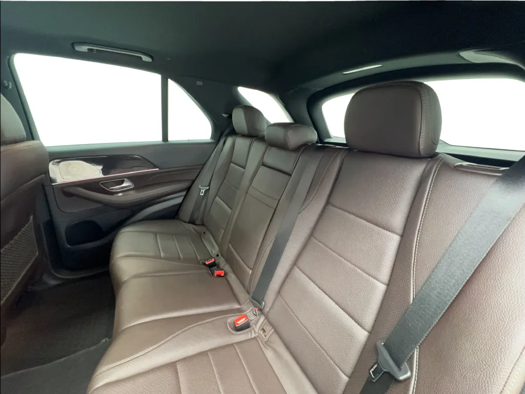 Mercedes-Benz GLE photo 26