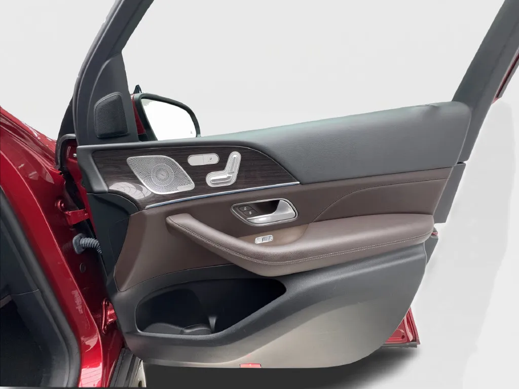 Mercedes-Benz GLE photo 34