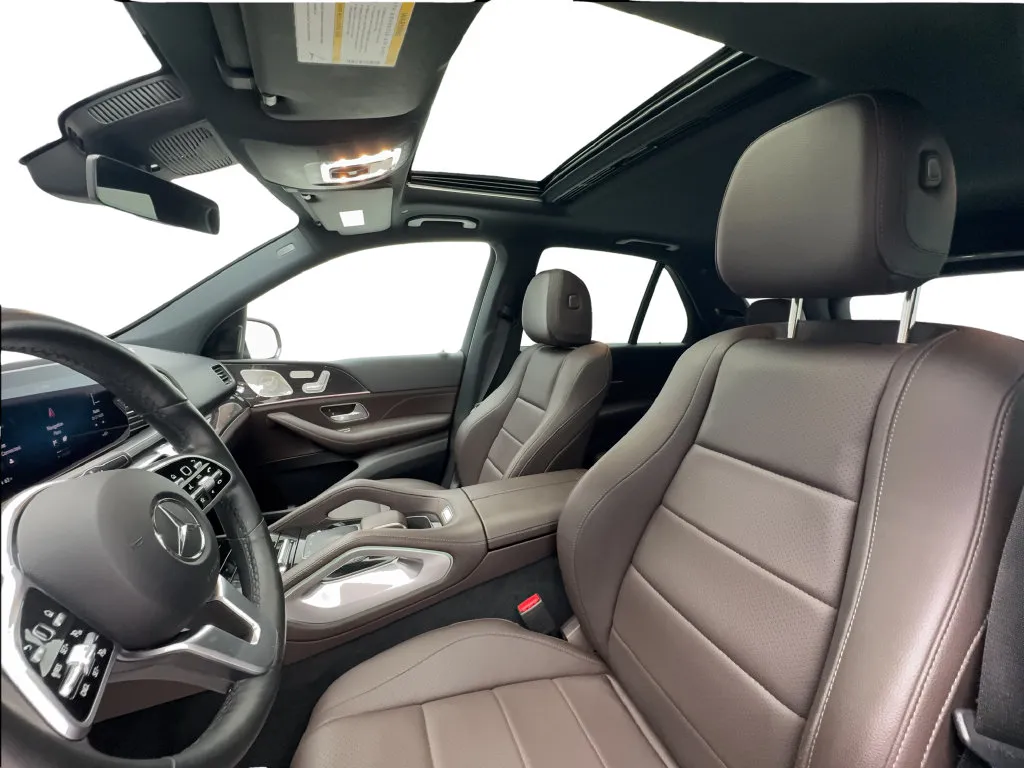 Mercedes-Benz GLE photo 21