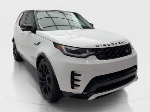 Another view of 2025 Land Rover Discovery Dynamic SE for sale in Plano, TX at Autos of Dallas - Plano