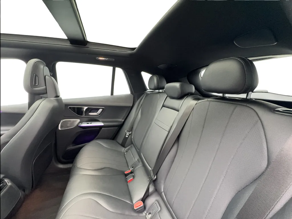 Mercedes-Benz EQE photo 25