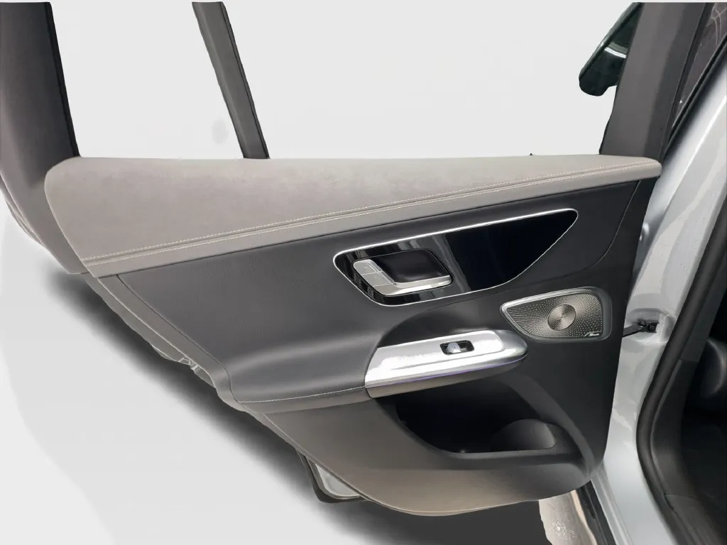 Mercedes-Benz EQE photo 26
