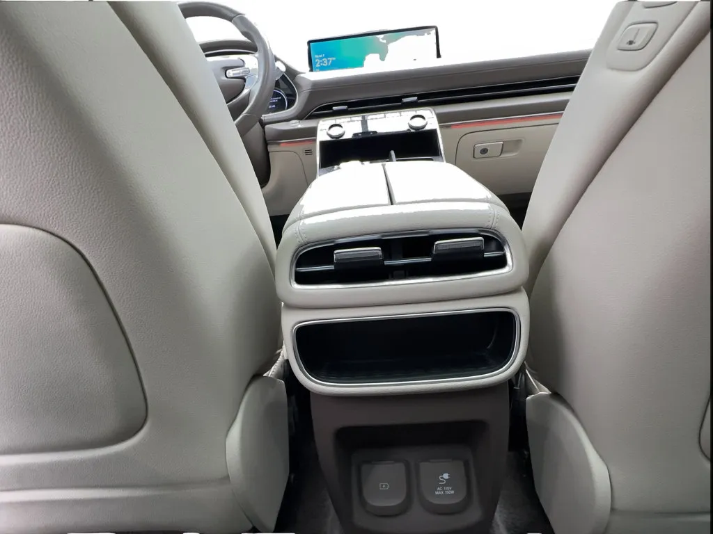 Genesis GV80 photo 42