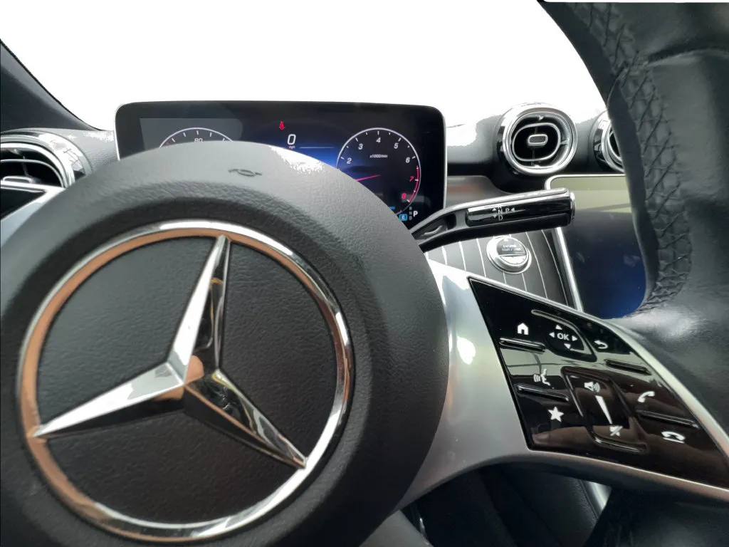 Mercedes-Benz C-Class photo 42
