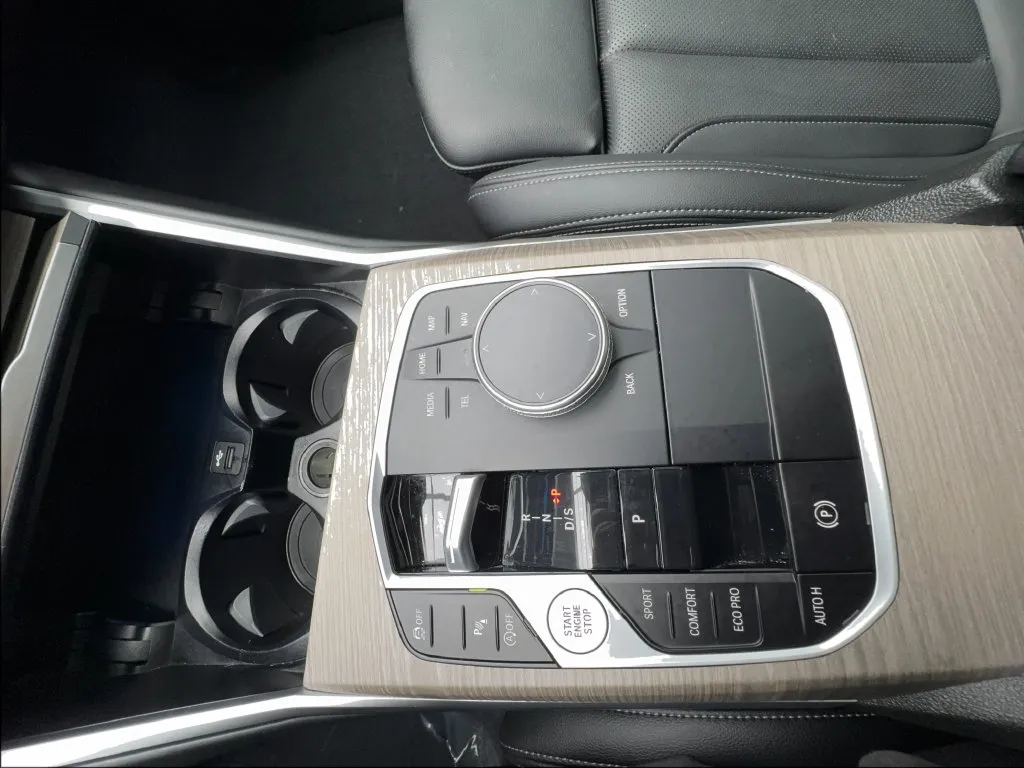 BMW 3 Series photo 48