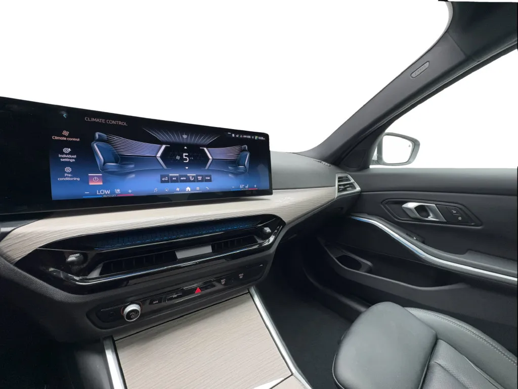 BMW 3 Series photo 44