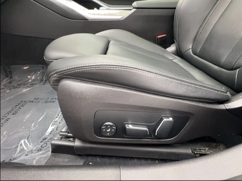 BMW 3 Series photo 23
