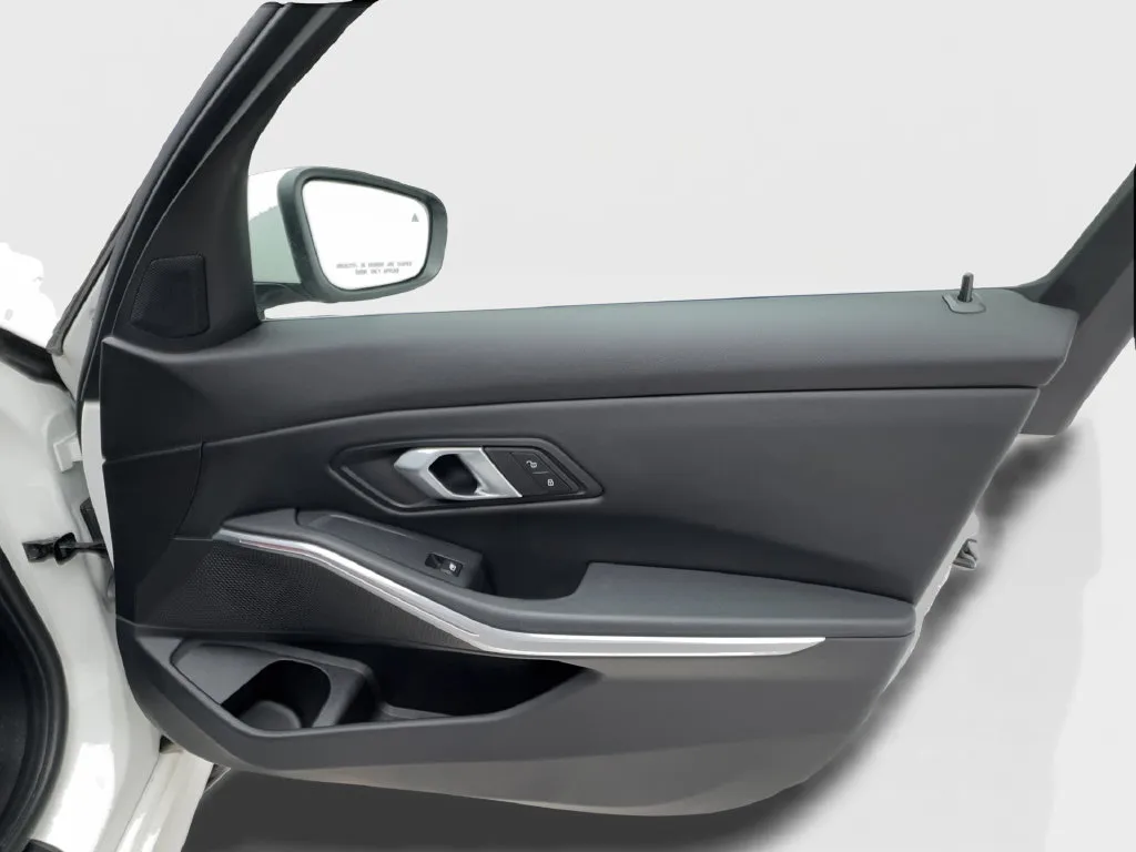 BMW 3 Series photo 36