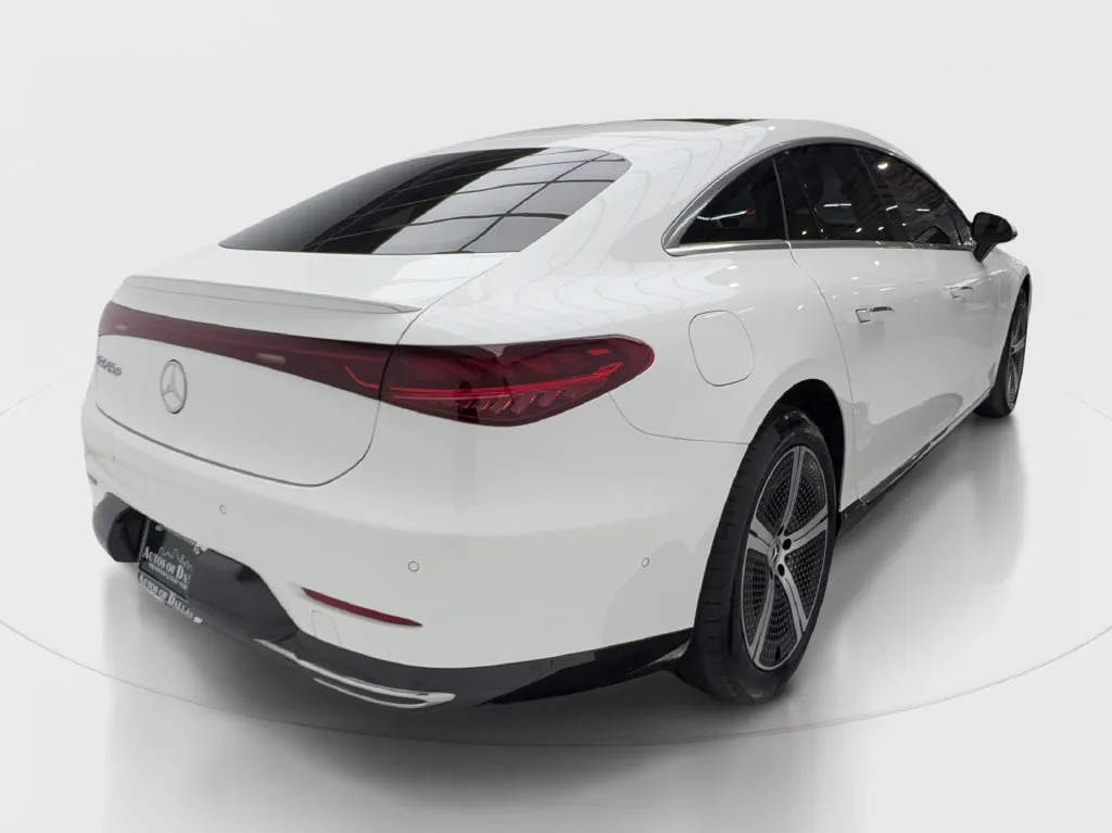 Mercedes-Benz EQS photo 8