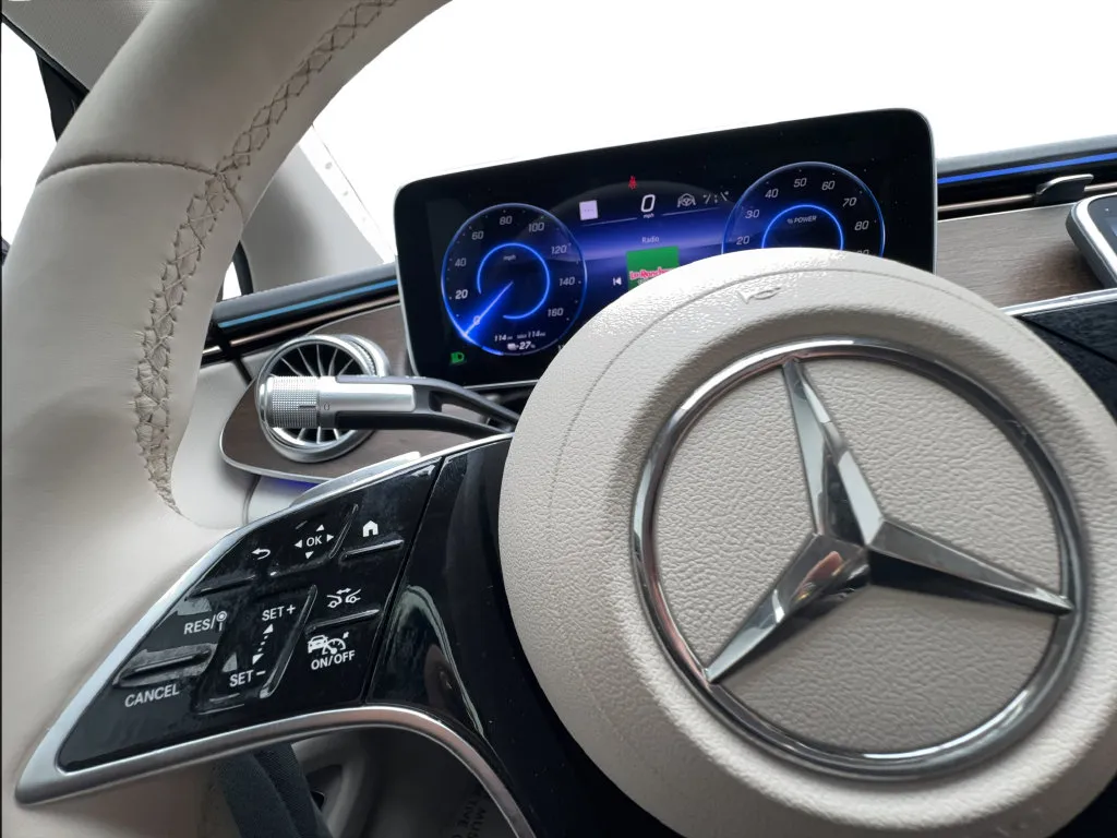 Mercedes-Benz EQS photo 41