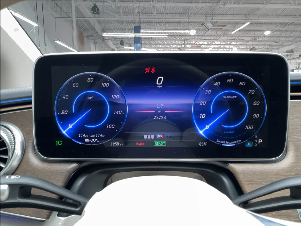 Mercedes-Benz EQS photo 39