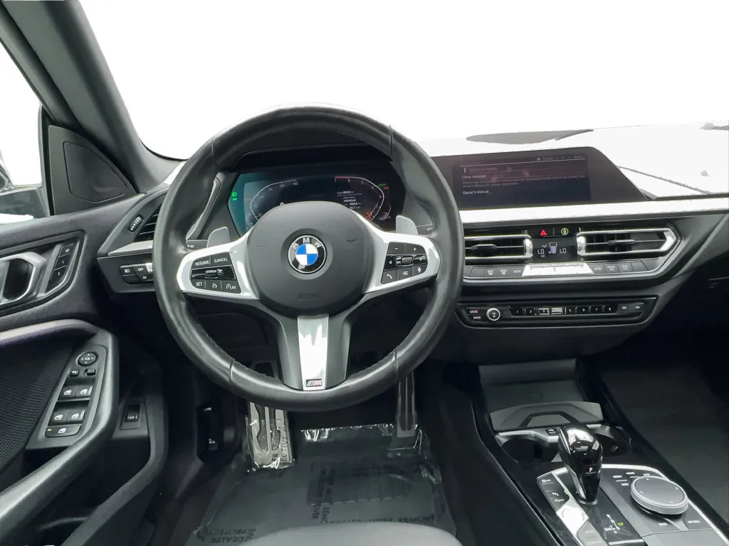 BMW 2 Series photo 39