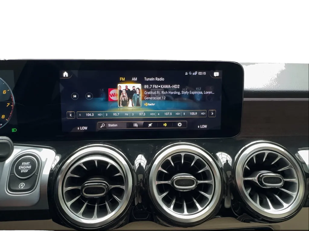 Mercedes-Benz GLB photo 47