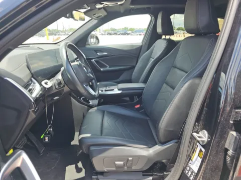 More photos of 2025 BMW X2 xDrive28i at Autos of Dallas - Plano, TX