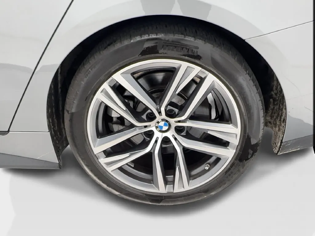 BMW 4 Series photo 14