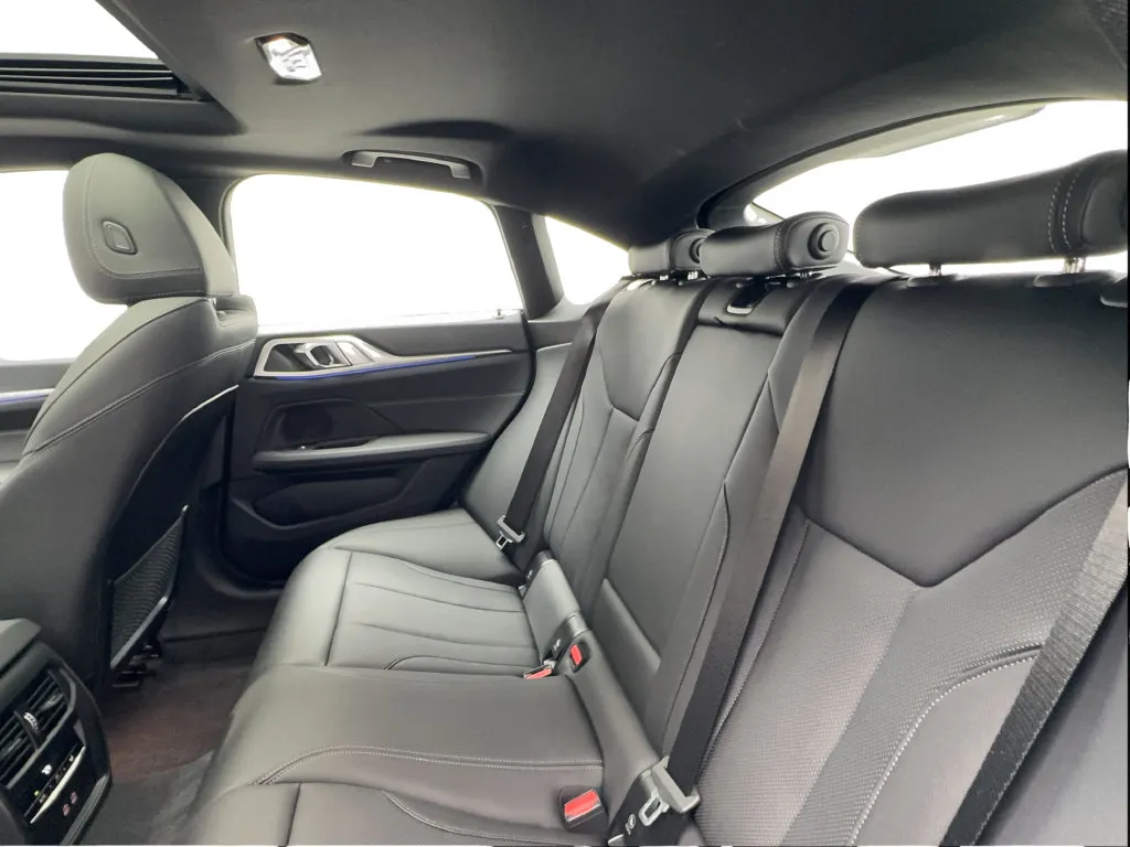 BMW 4 Series photo 26