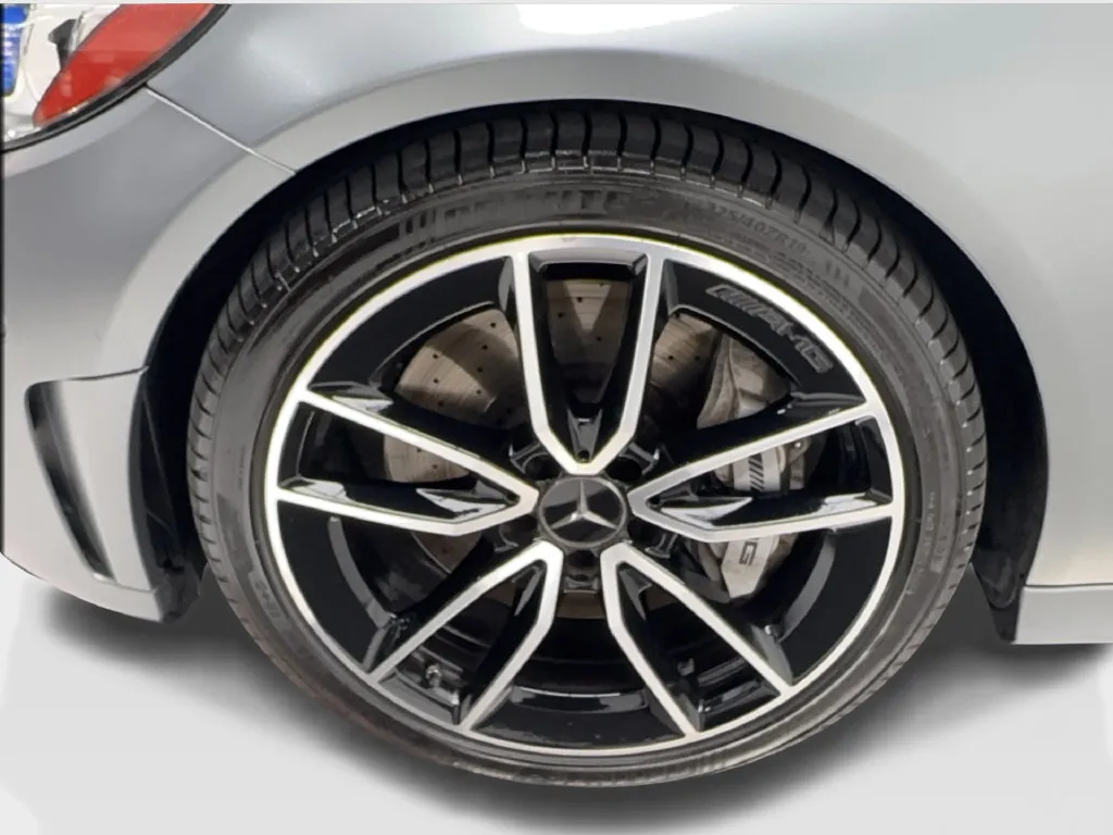 Mercedes-Benz C-Class photo 15