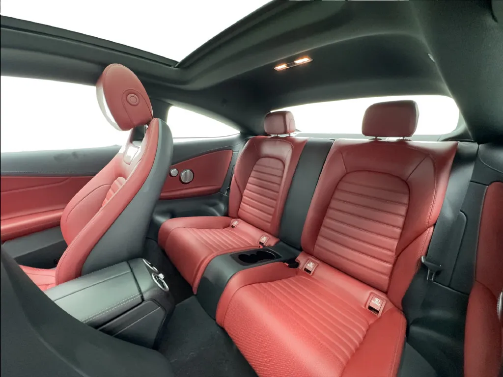 Mercedes-Benz C-Class photo 25