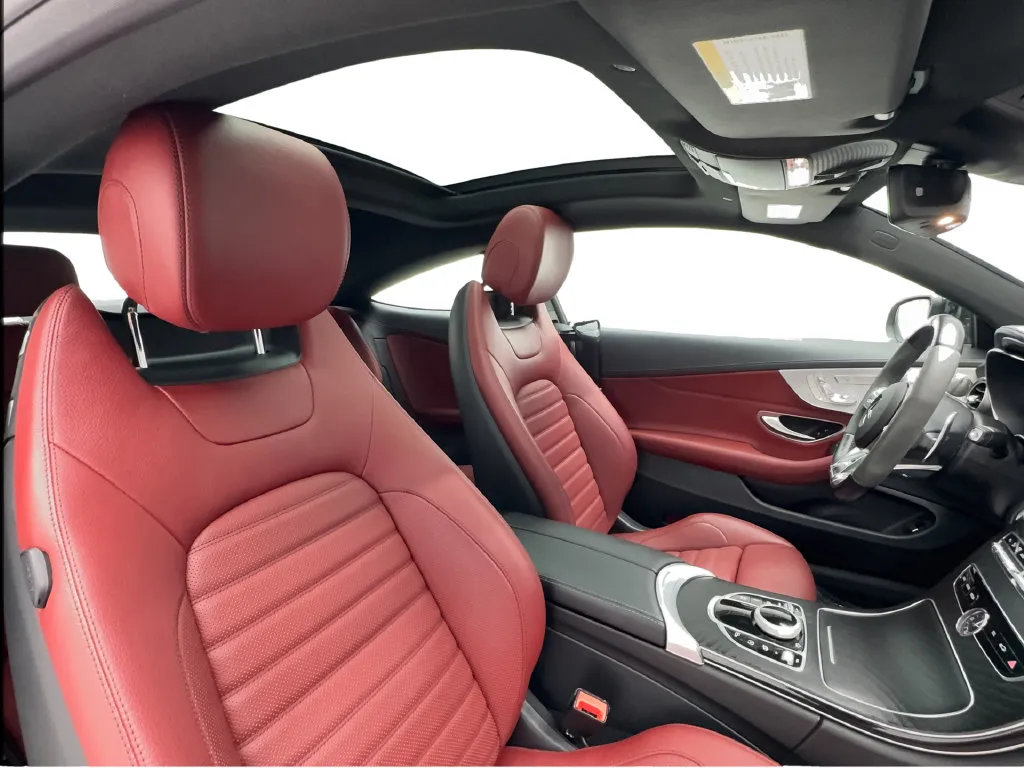 Mercedes-Benz C-Class photo 27