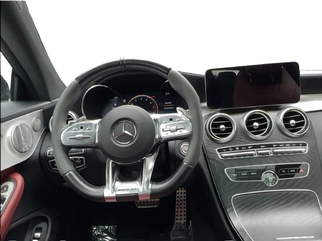 Mercedes-Benz C-Class photo 32
