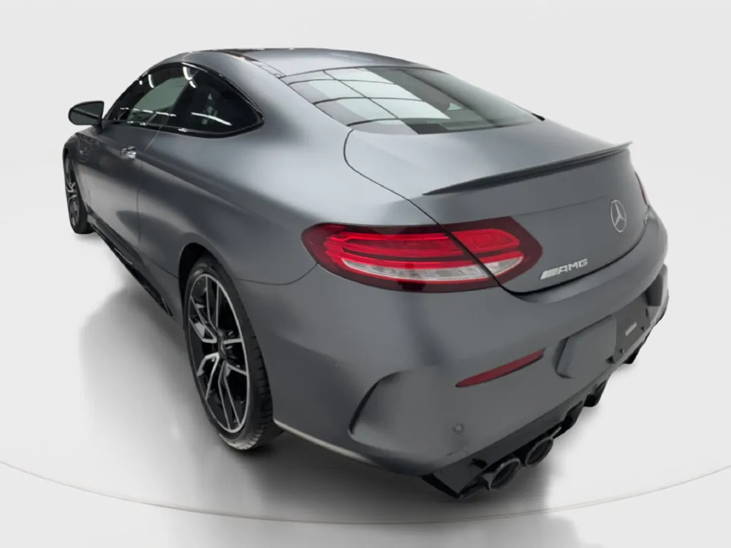 Mercedes-Benz C-Class photo 11