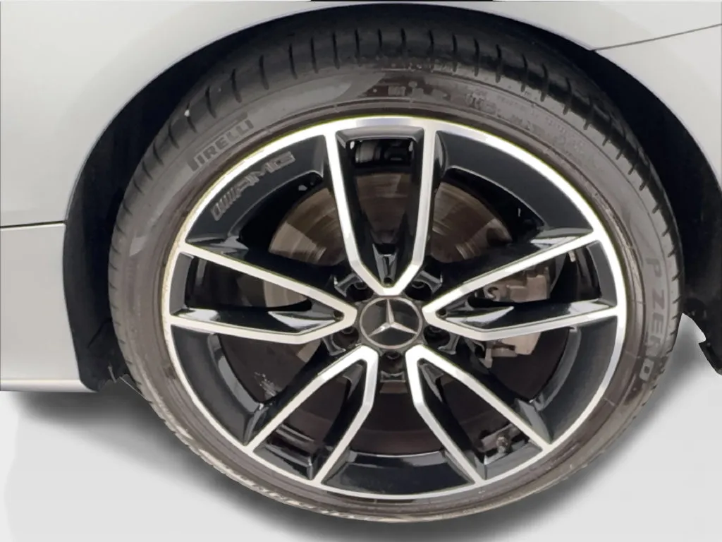 Mercedes-Benz C-Class photo 14