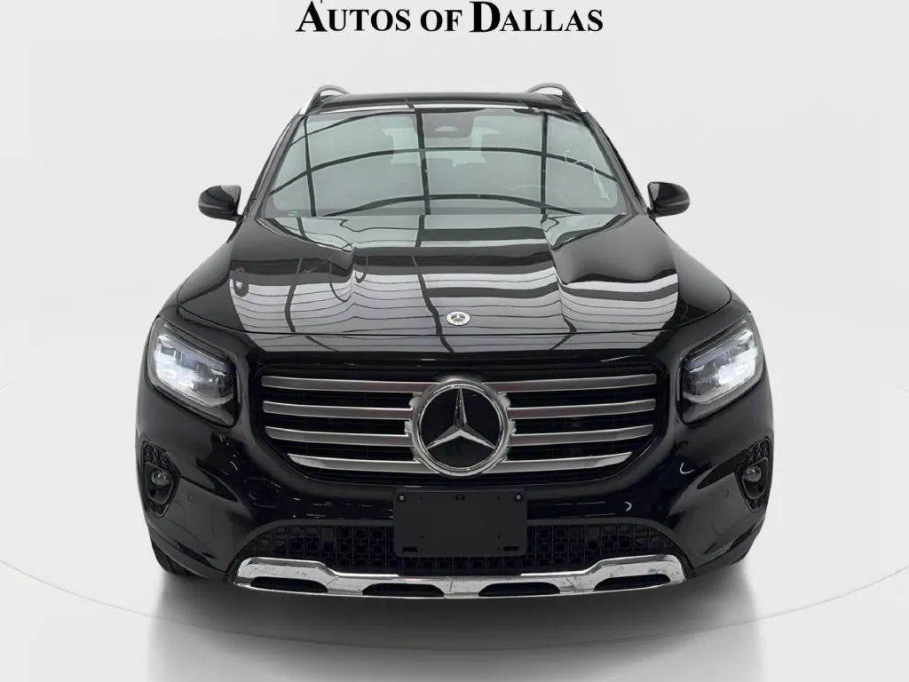 Mercedes-Benz GLB photo 4